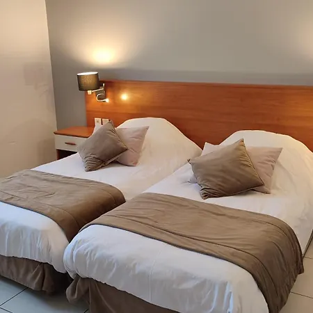 Hotel Restaurant Miramar L'Orchidee فندق