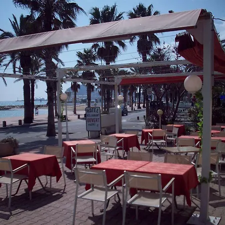 فندق Hotel Restaurant Miramar L'Orchidee لا سيوتا